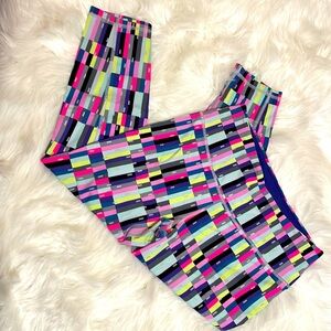 Size Medium EUC Knockout by Victoria’s Secret Capri C1